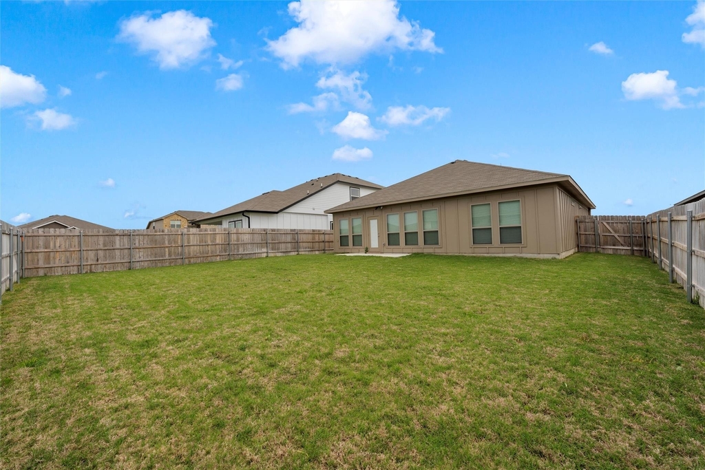 7445 Garden Glen Drive - Photo 24