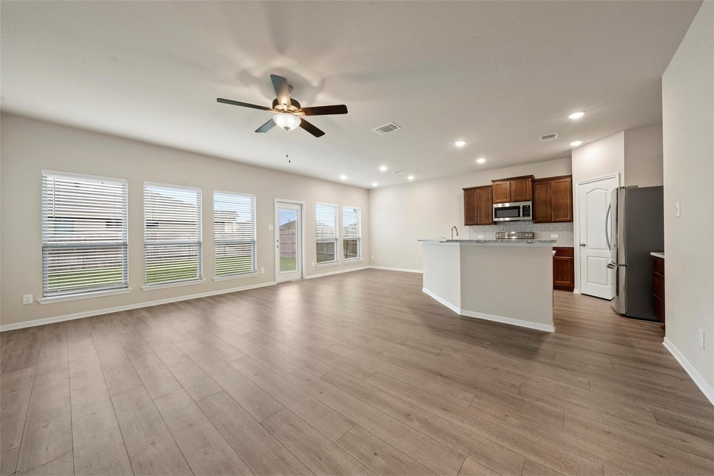 7445 Garden Glen Drive - Photo 7