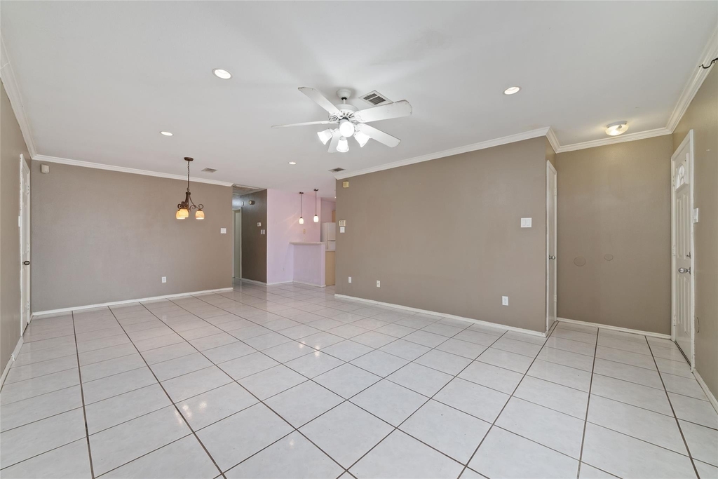 3306 Garrison Court - Photo 4