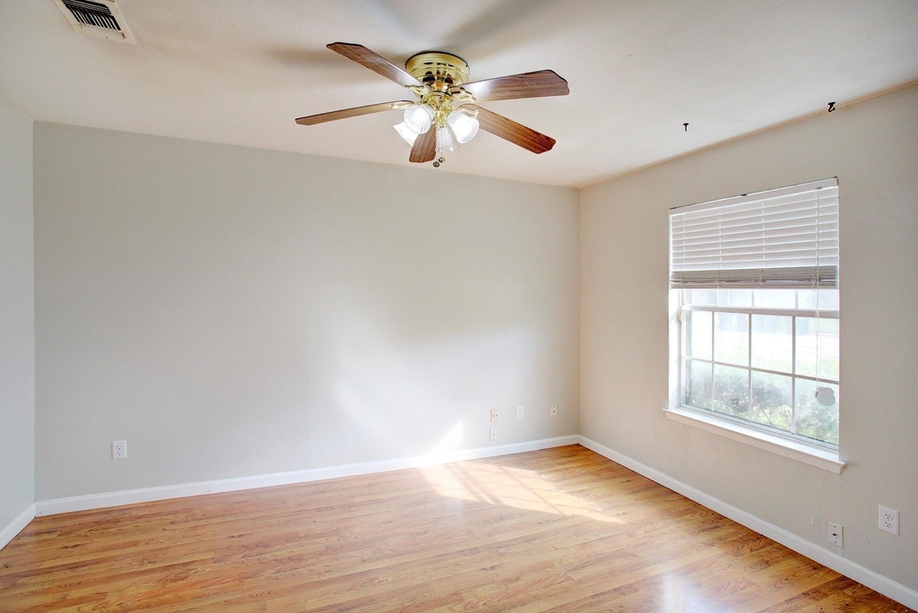 6470 Westrock Drive - Photo 2