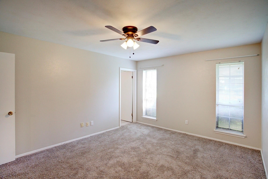 6470 Westrock Drive - Photo 16