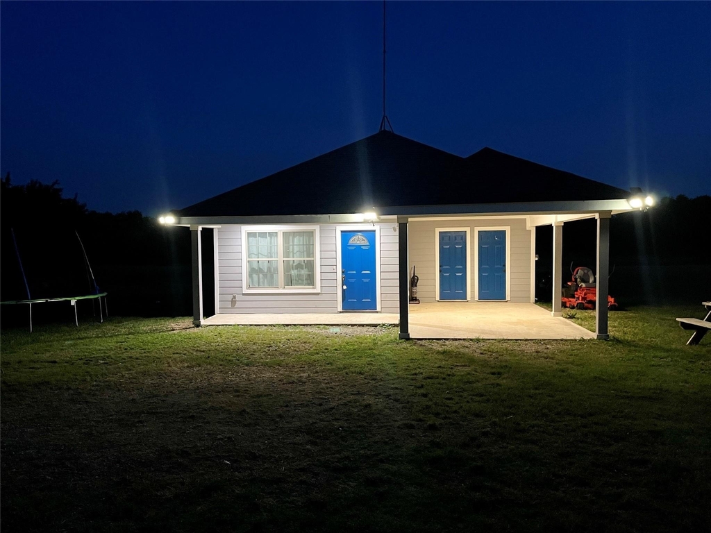 1581 County Road 1079 - Photo 2