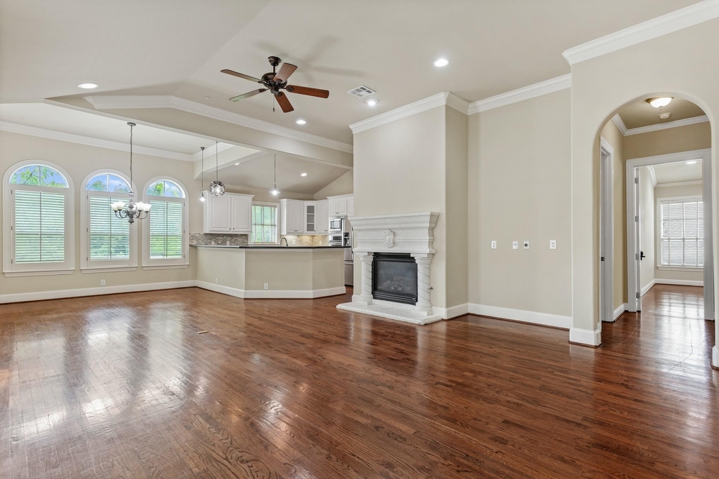 5801 Hillcrest Avenue - Photo 1
