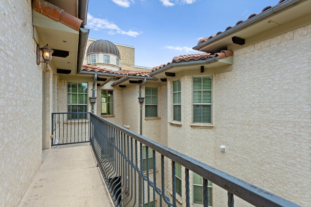 5801 Hillcrest Avenue - Photo 12