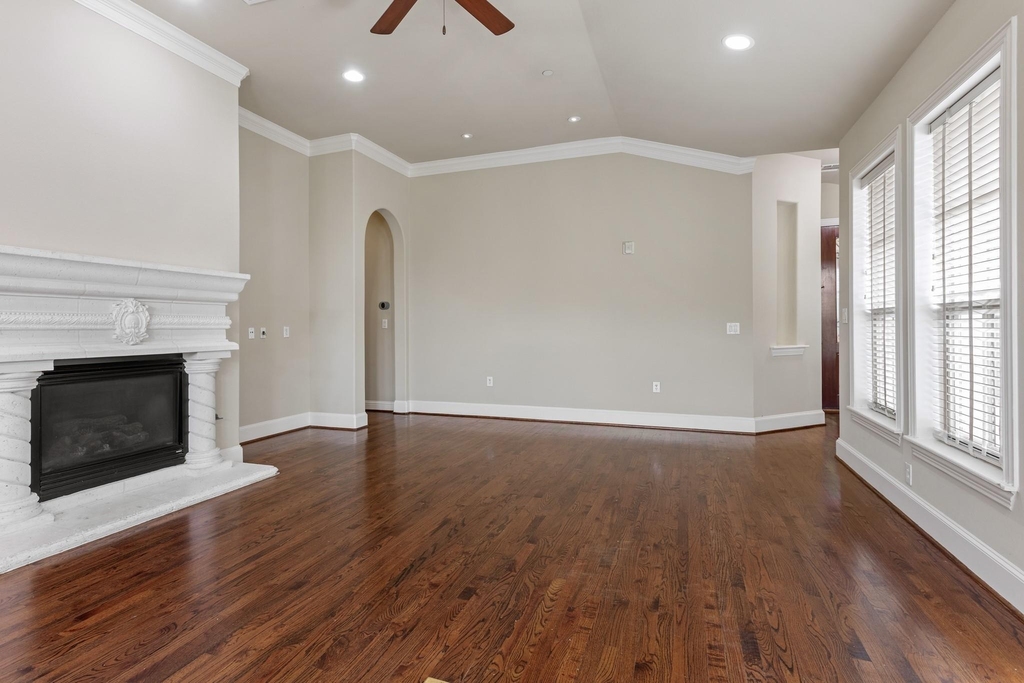 5801 Hillcrest Avenue - Photo 4