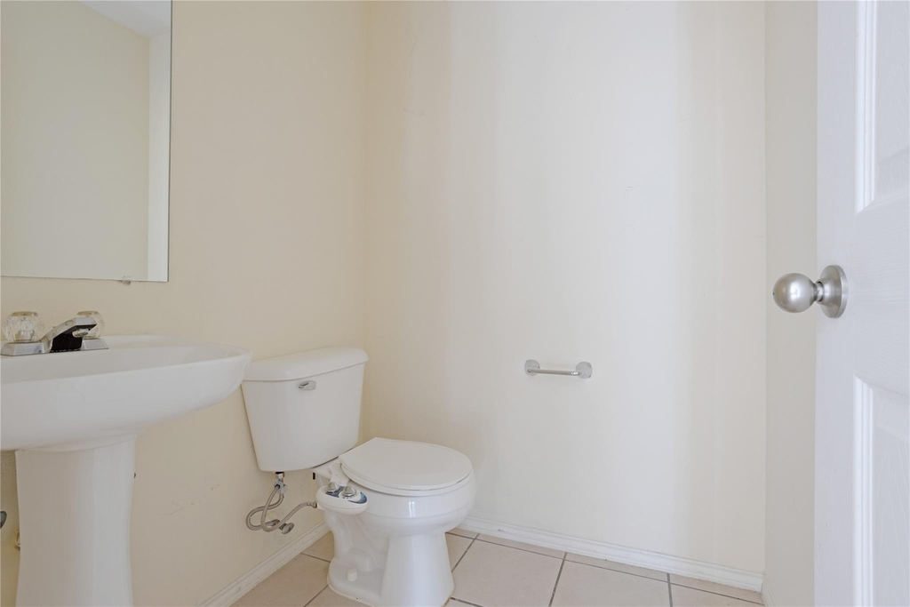 1921 Southridge Lane - Photo 16