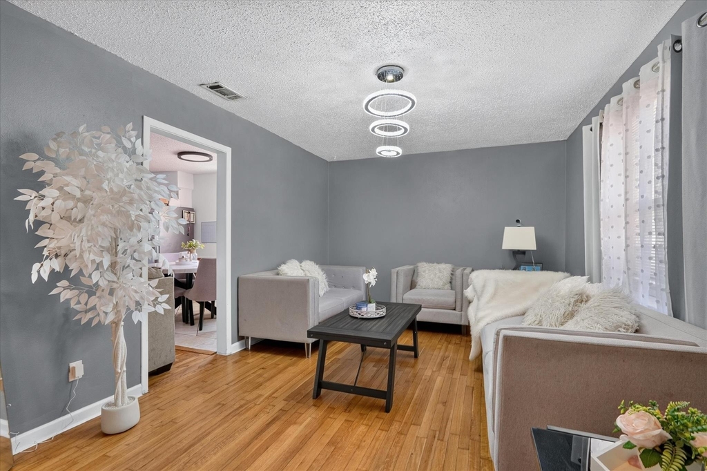 10014 Mesita Drive - Photo 4