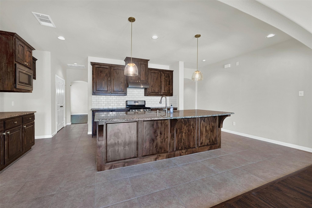 10821 Patton Drive - Photo 7