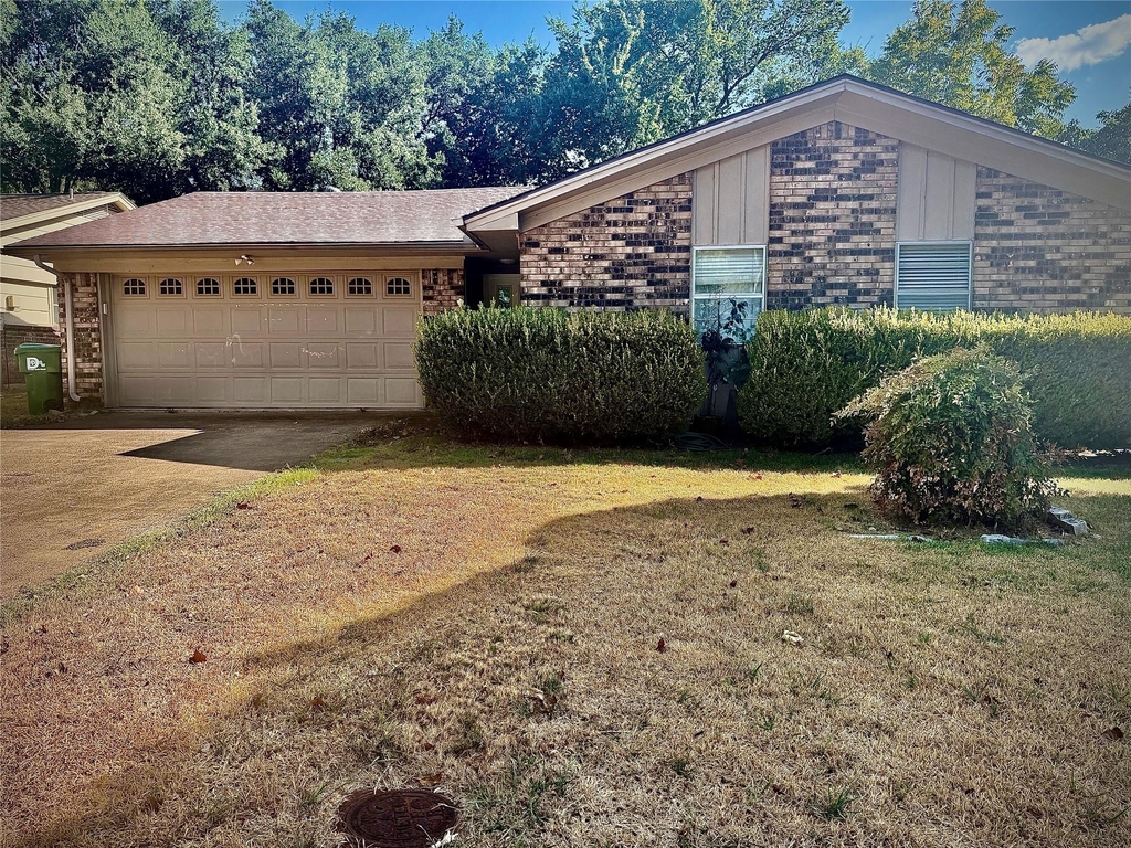 608 Coronado Drive - Photo 1