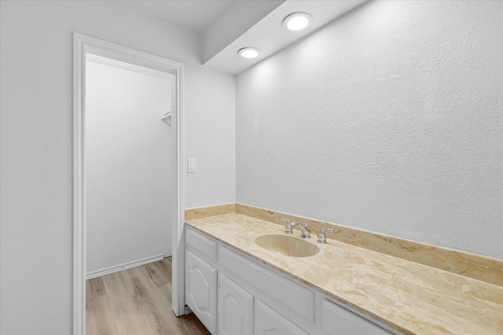 2625 Ramblewood Drive - Photo 23