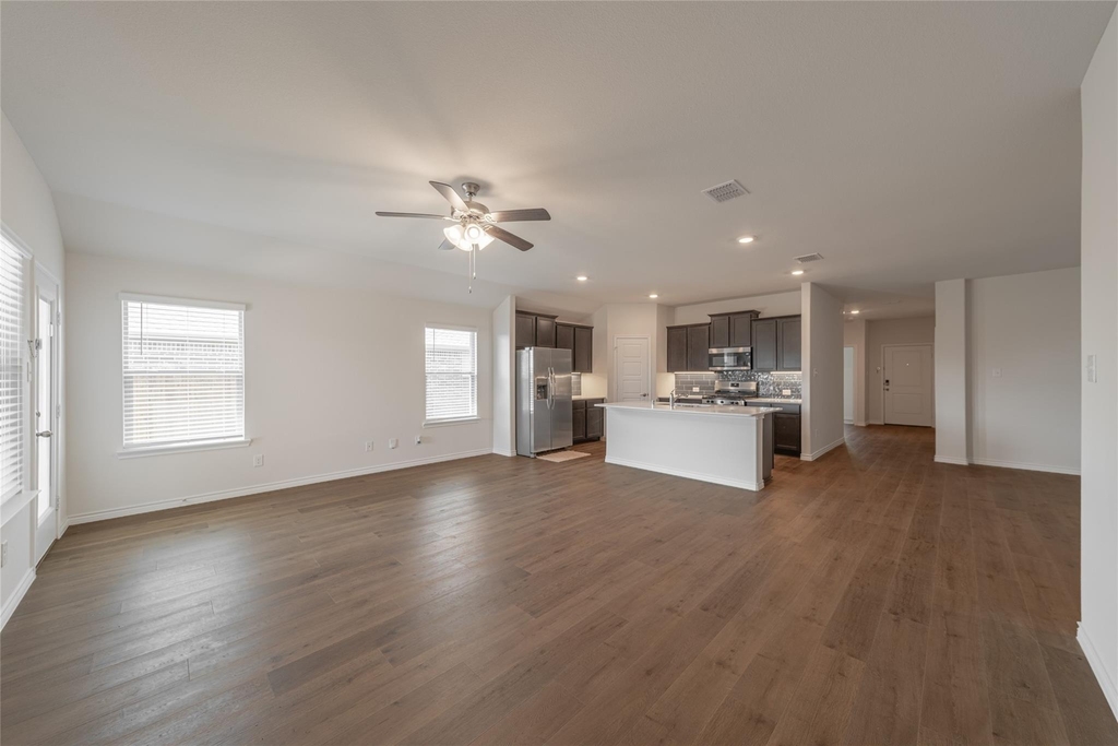 2044 Hearn Drive - Photo 5