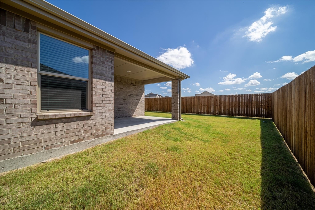 2044 Hearn Drive - Photo 35