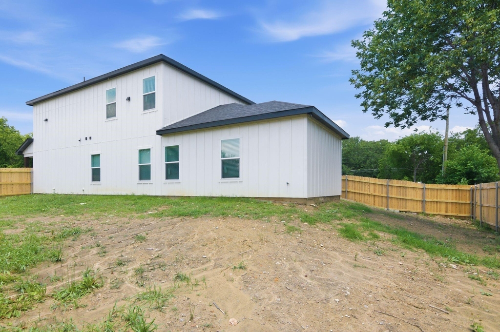 1013 Duff Court - Photo 38
