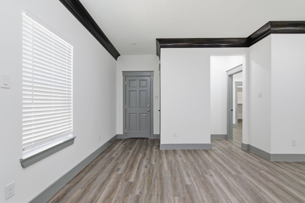 1013 Duff Court - Photo 13