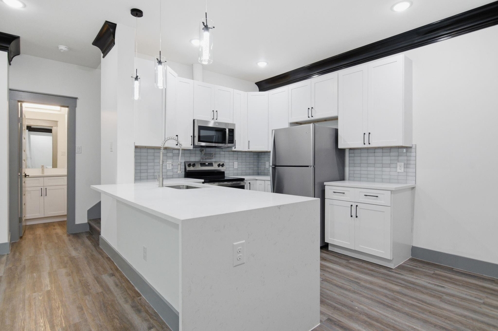 1013 Duff Court - Photo 14
