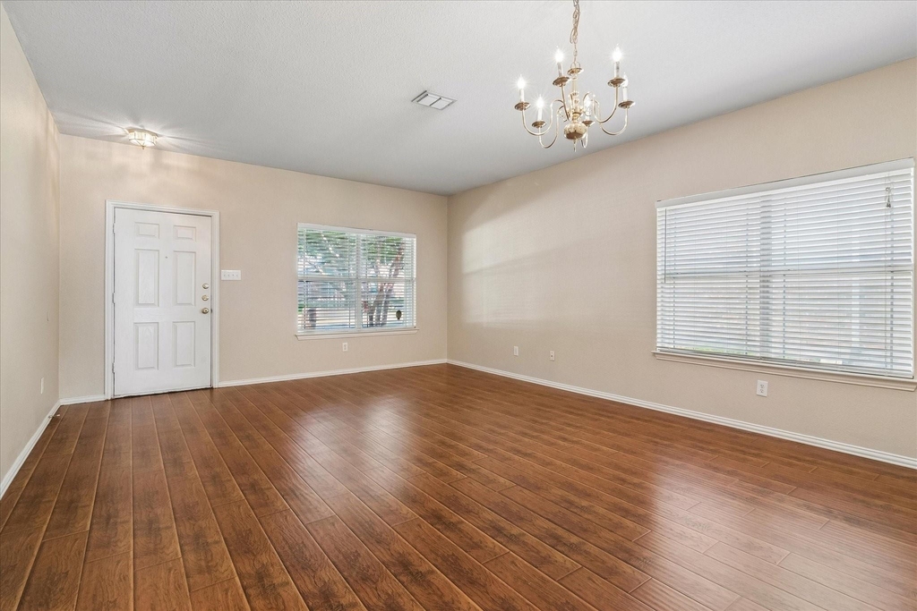 11637 Snyder Drive - Photo 2