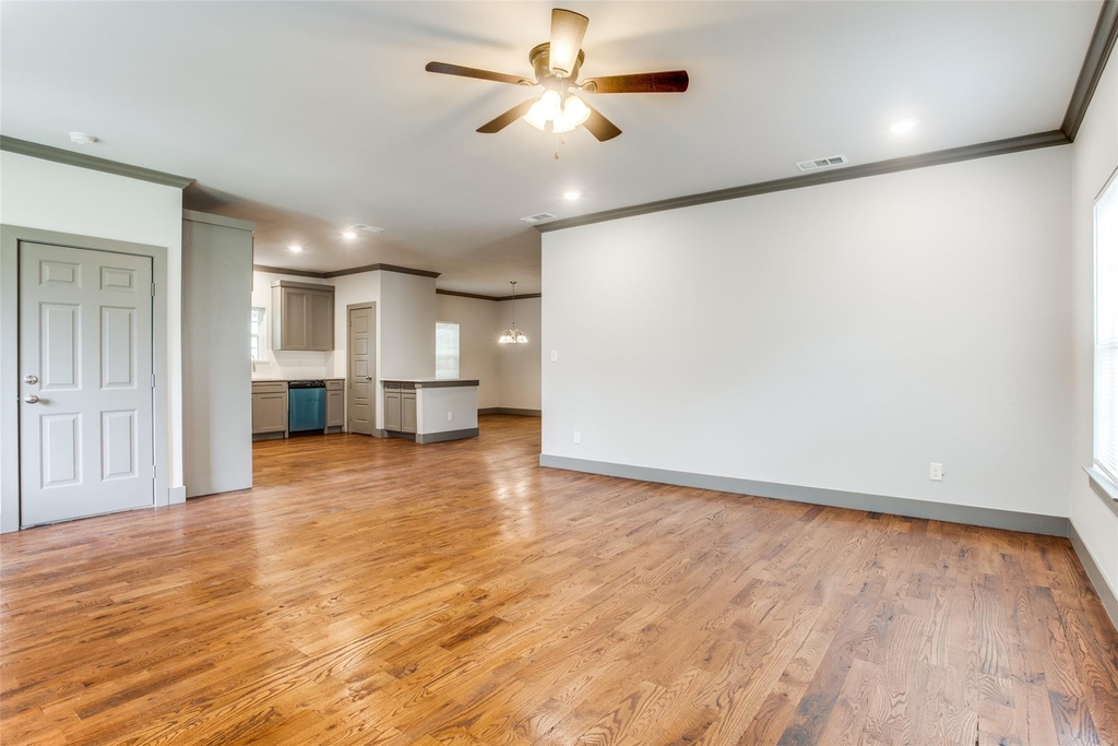 3601 Henry Street - Photo 8