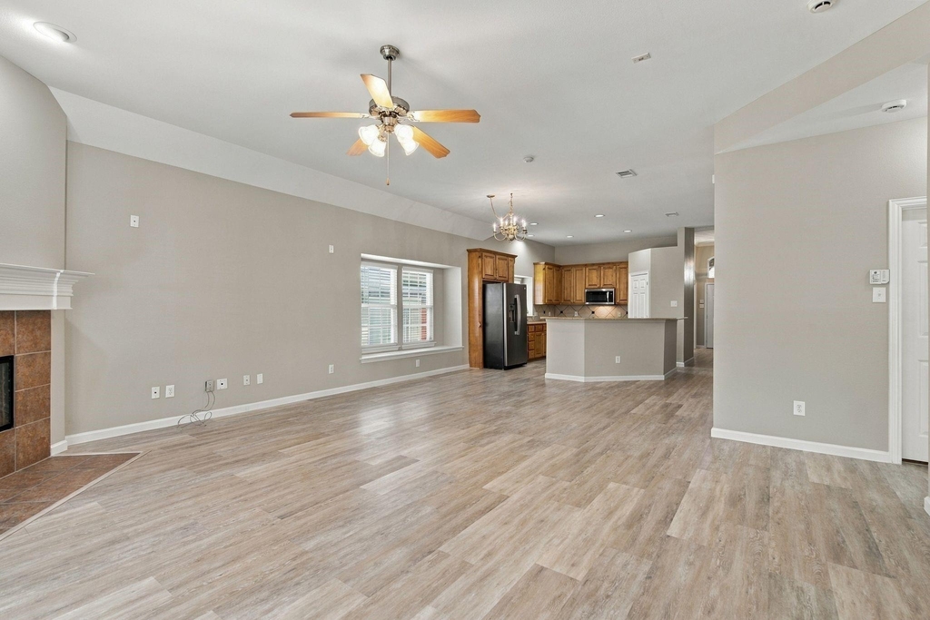 11535 Yoakum Drive - Photo 14