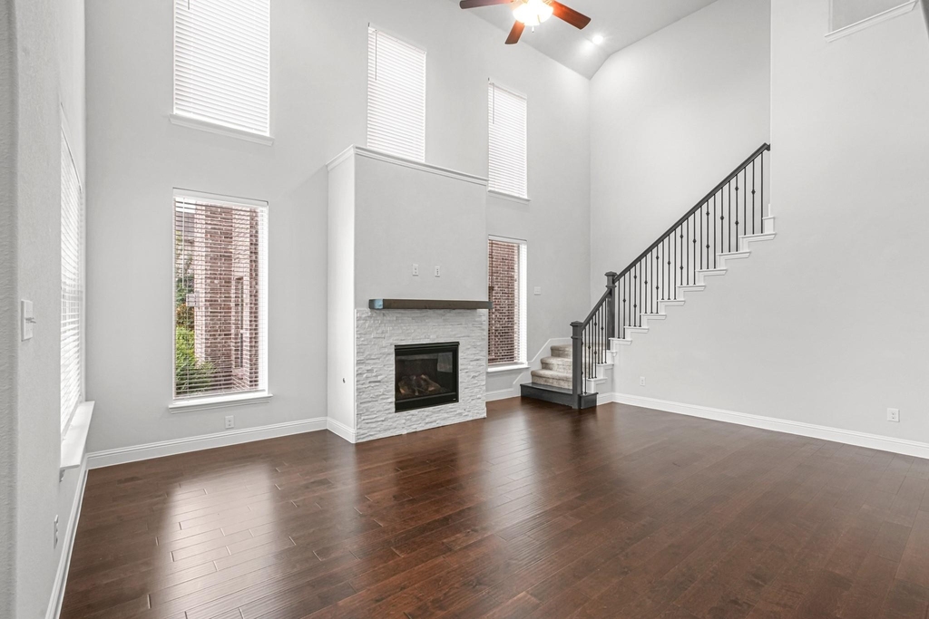 17848 Bottlebrush Drive - Photo 3