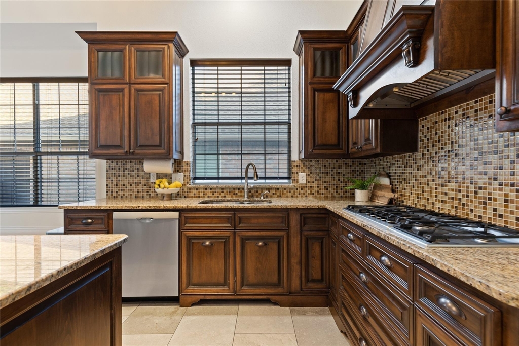 5915 Willow Wood Lane - Photo 12