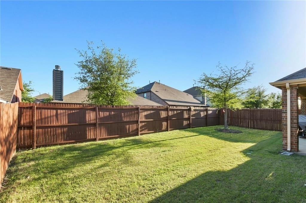 9609 Sand Trap Drive - Photo 5