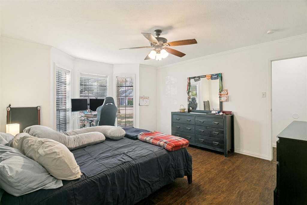 924 Sugarberry Drive - Photo 13