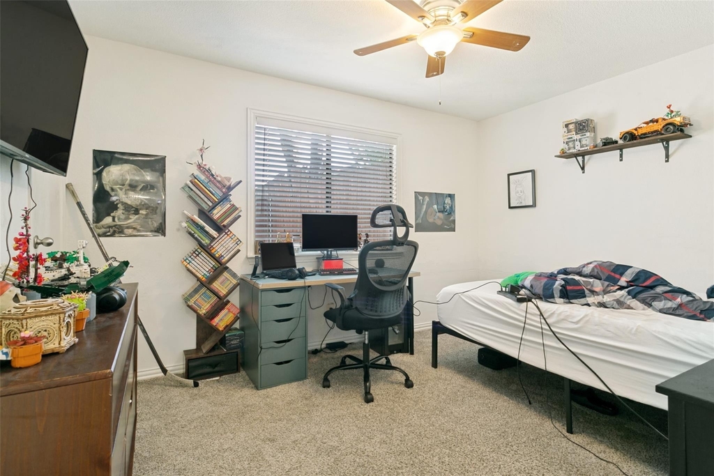 924 Sugarberry Drive - Photo 18
