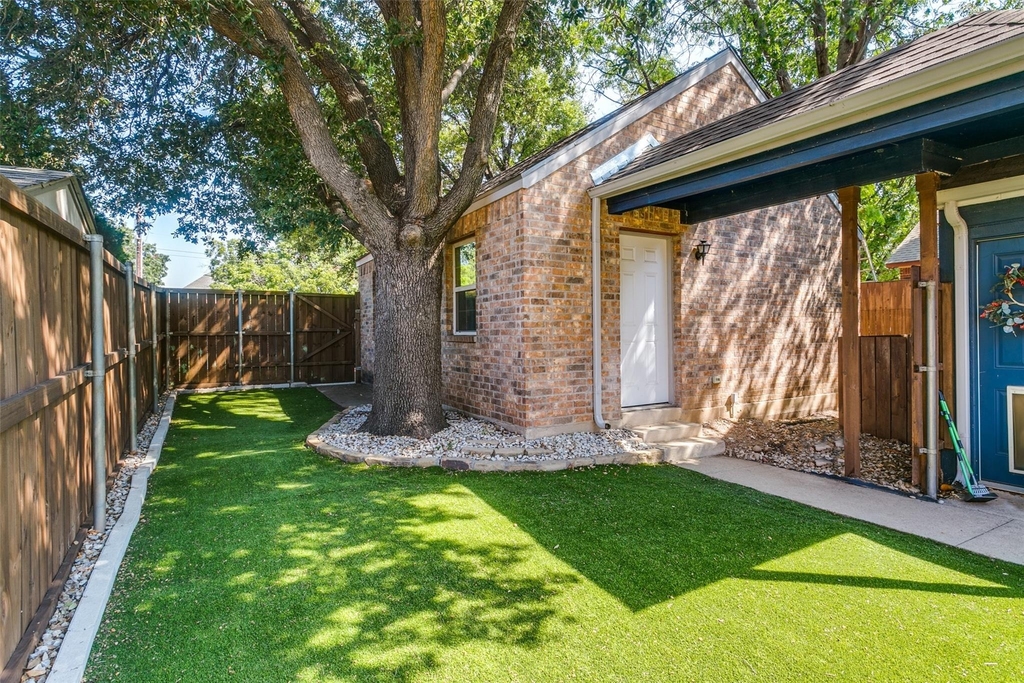924 Sugarberry Drive - Photo 23