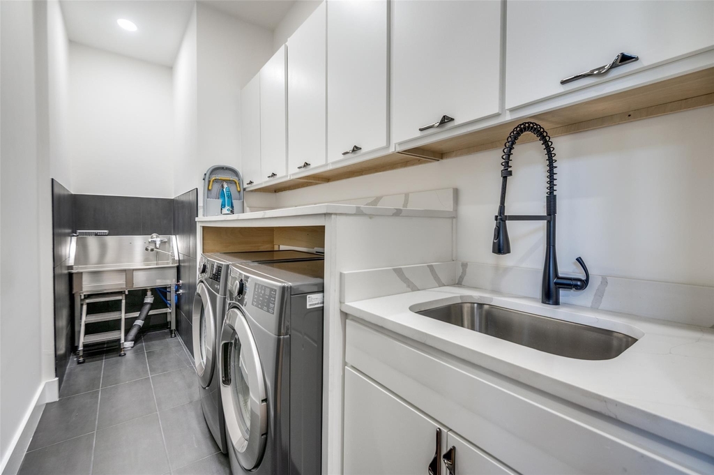 10923 Marsh Lane - Photo 19