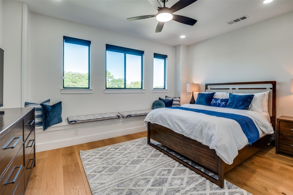 10923 Marsh Lane - Photo 26