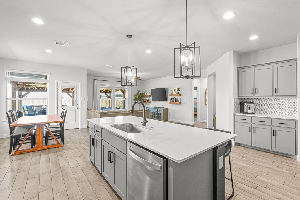 112 Willow Street - Photo 7