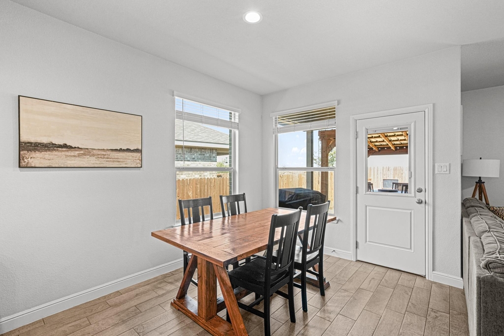 112 Willow Street - Photo 8