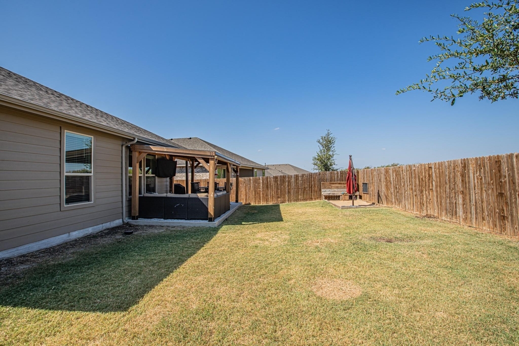 112 Willow Street - Photo 32