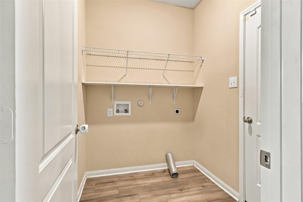 13641 Fehrman Road - Photo 4