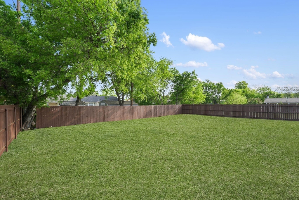 5905 Saramac Drive - Photo 31