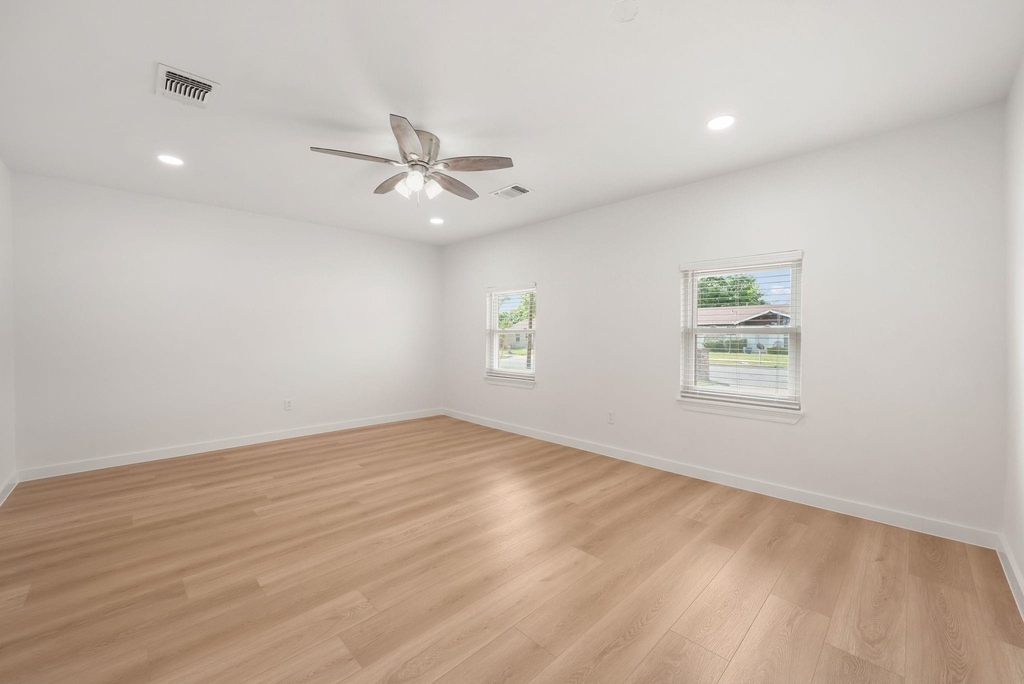 5905 Saramac Drive - Photo 23