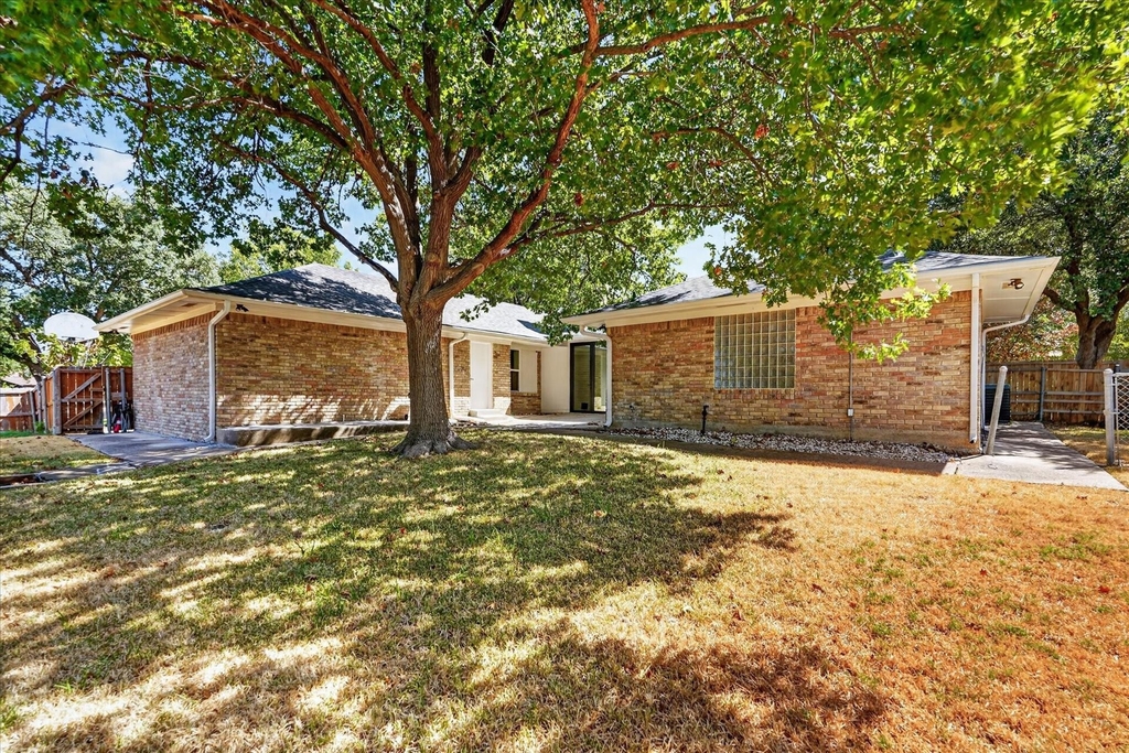 1513 Carriage Lane - Photo 20