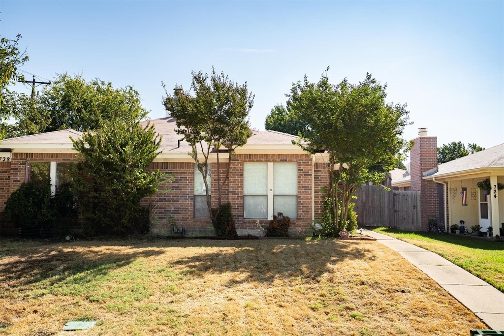 726 Michol Street - Photo 1