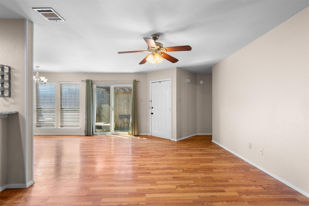 726 Michol Street - Photo 6