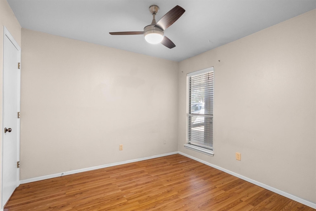 726 Michol Street - Photo 15