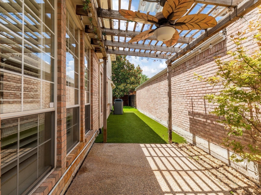 8129 Springmoss Drive - Photo 34