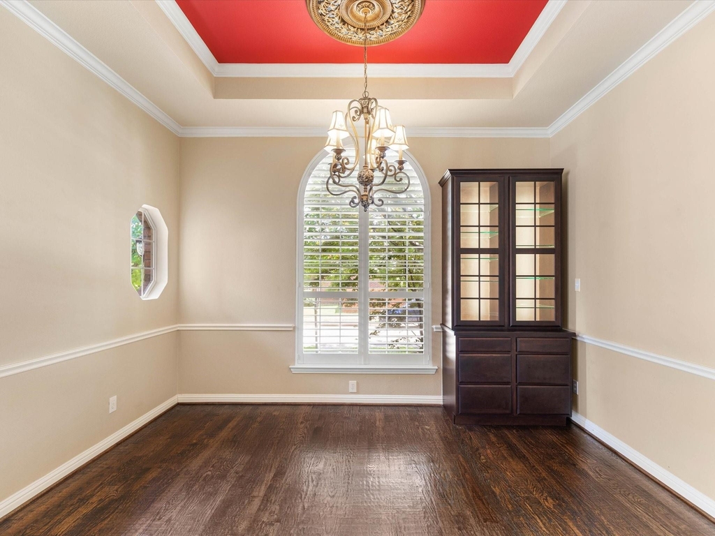 8129 Springmoss Drive - Photo 7