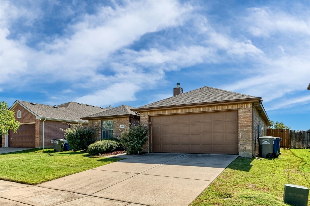 14617 Eaglemont Drive - Photo 2