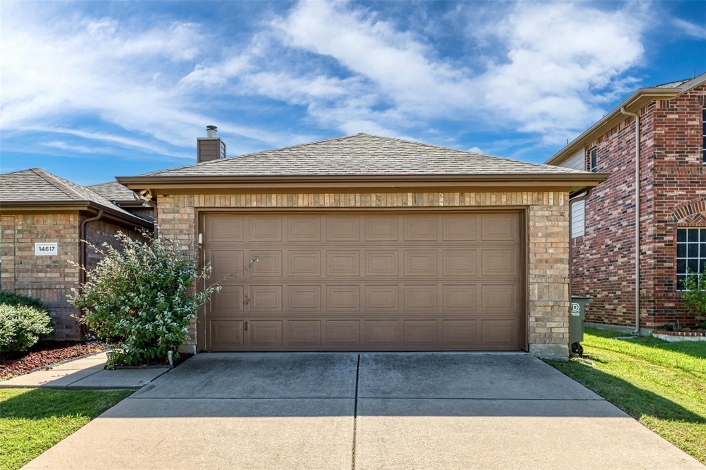 14617 Eaglemont Drive - Photo 3