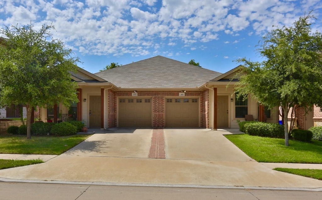 371 Orbit Drive - Photo 0