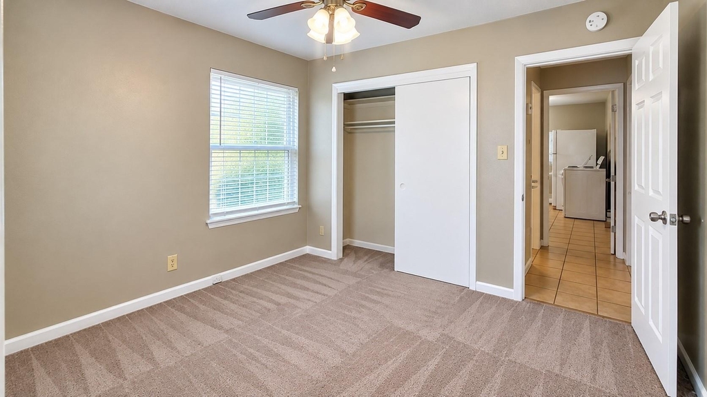 914 Harlandale Avenue - Photo 7