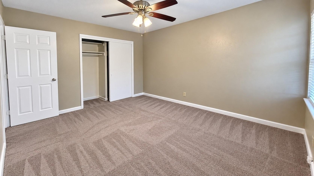 914 Harlandale Avenue - Photo 5