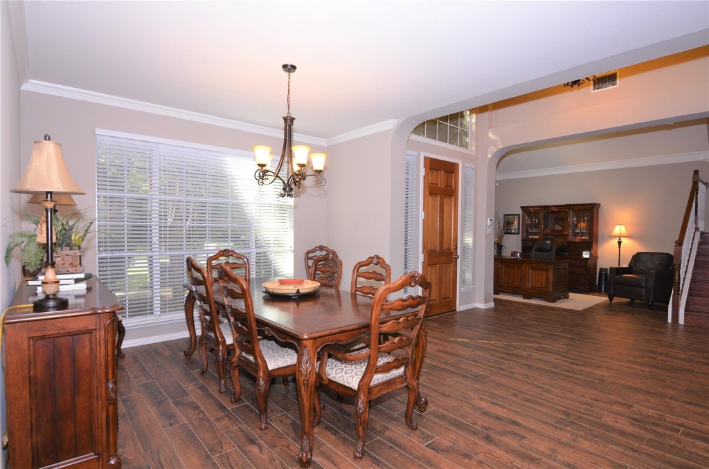 2412 Clearwood Lane - Photo 5