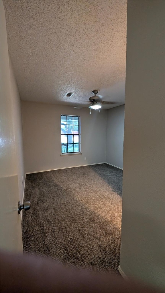 3409 Jewel Street - Photo 11