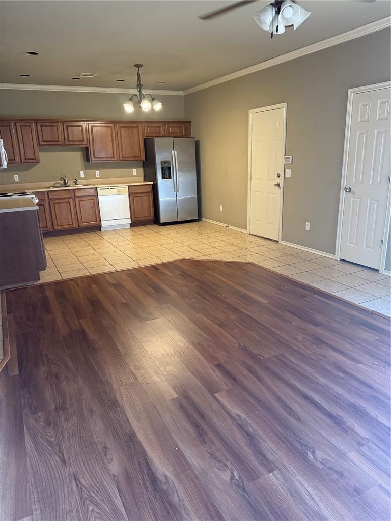 3804 Matthew Drive - Photo 3